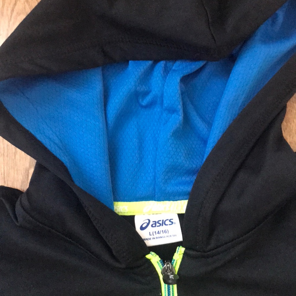 ASICS hoodie - Picture 2 of 4